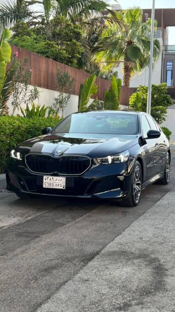 2025 BMW 520 M SPORT