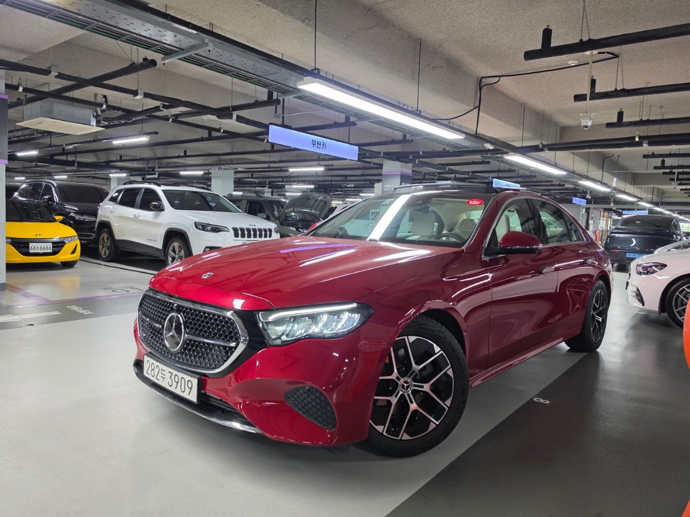 2025 Mercedes-Benz E200 Avantgarde