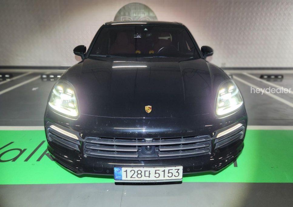 2023 Porsche Cayenne (PO536) 3.0 Platinum Edition