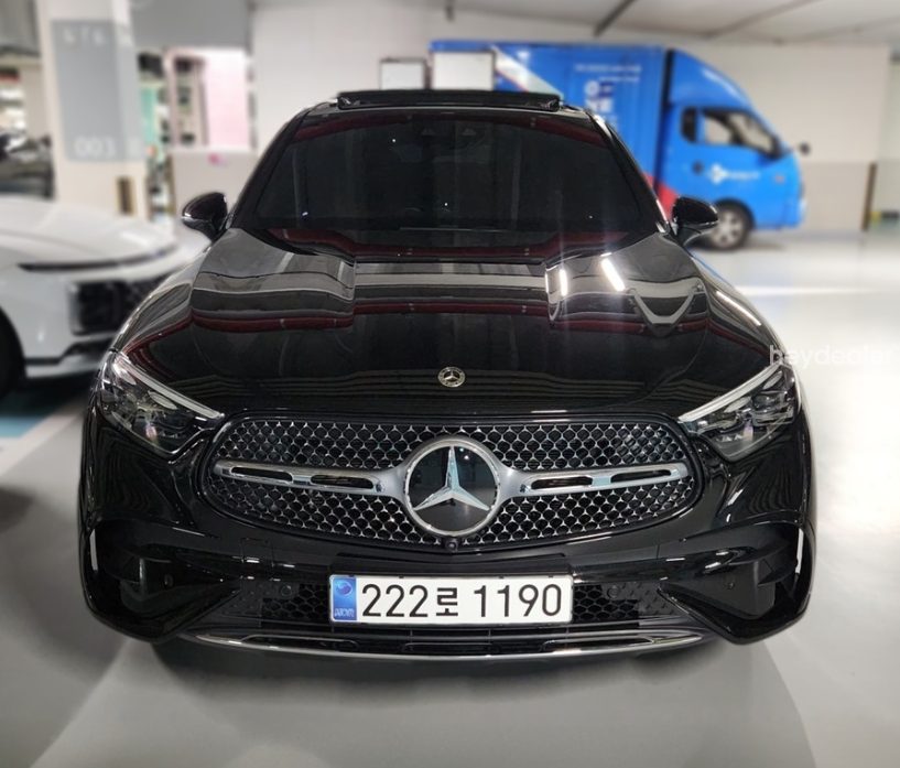 2024 Mercedes-Benz GLC300 COUPE