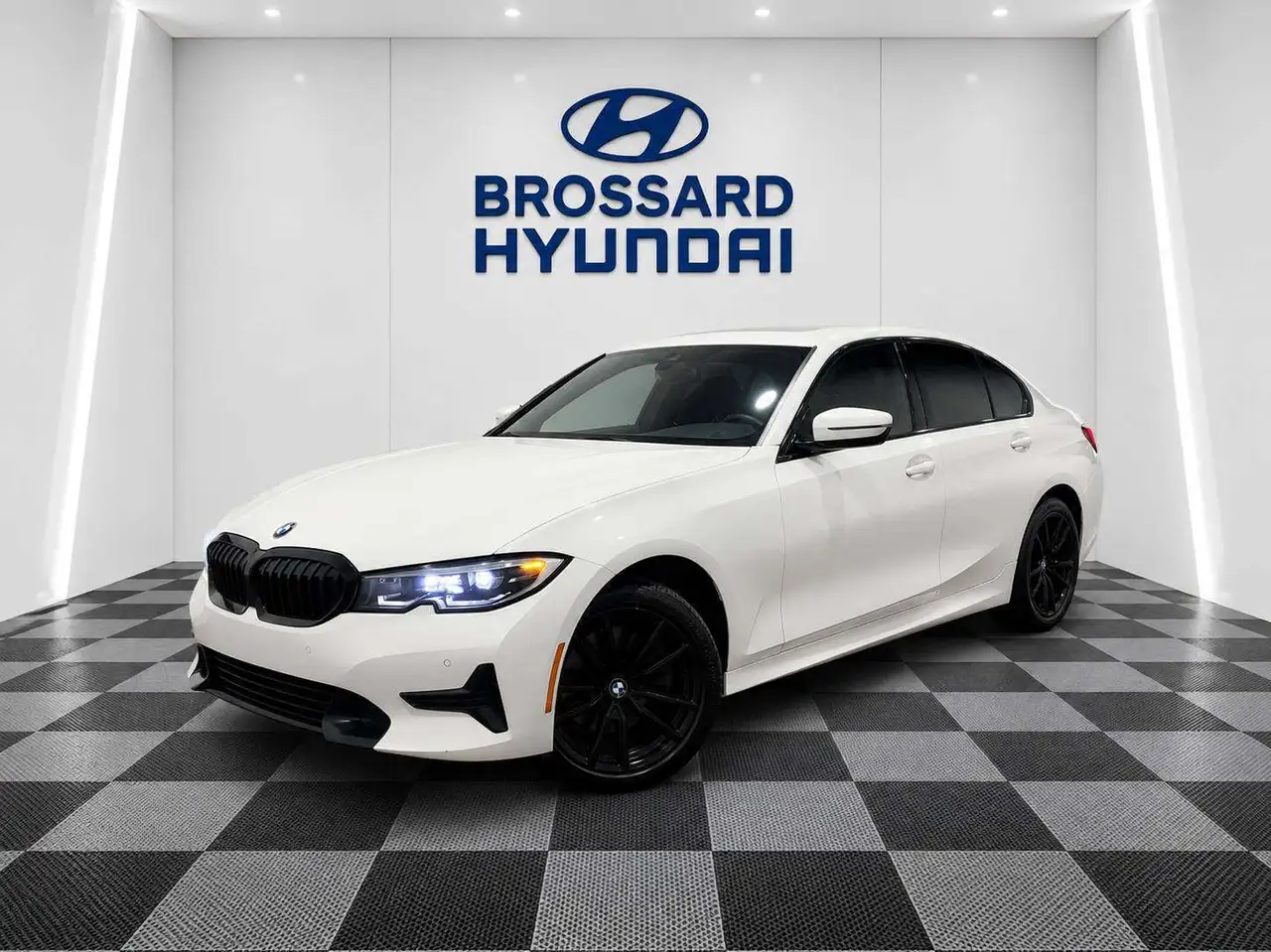 2022 BMW 3 Series XDRIVE
